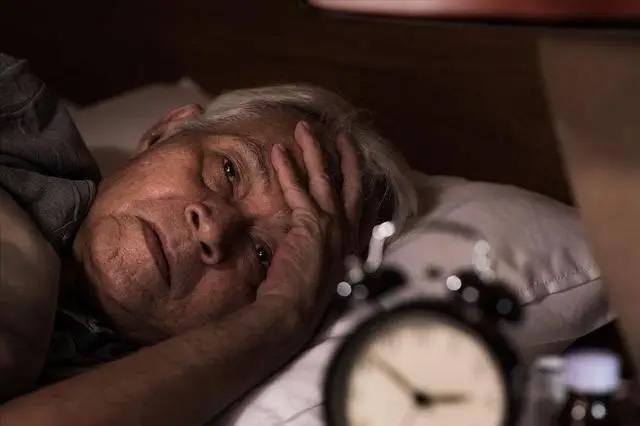 医生说:老年人睡的好,才能身体好,睡出健康,安享晚年 医生说:老年人睡的好,才能身体好,睡出健康,安享晚年