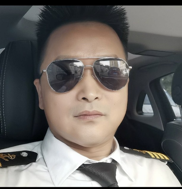 高乾坤:用二十余载岁月 “掌舵领航” 老年旅游多彩画卷 高乾坤:用二十余载岁月 “掌舵领航” 老年旅游多彩画卷