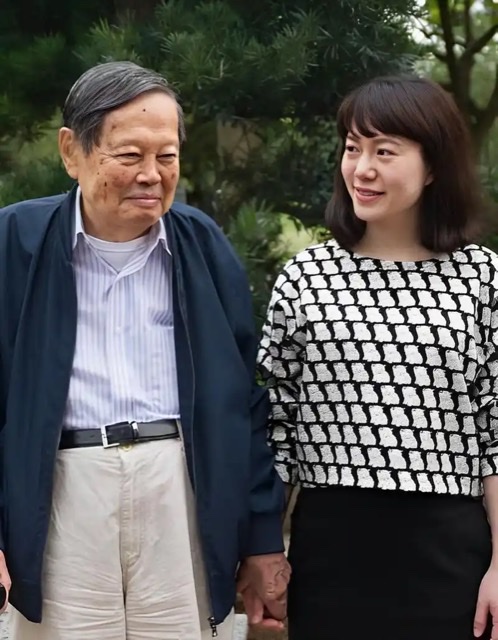 杨振宁的健康与生活智慧:翁帆透露背后的三大要求 杨振宁的健康与生活智慧:翁帆透露背后的三大要求