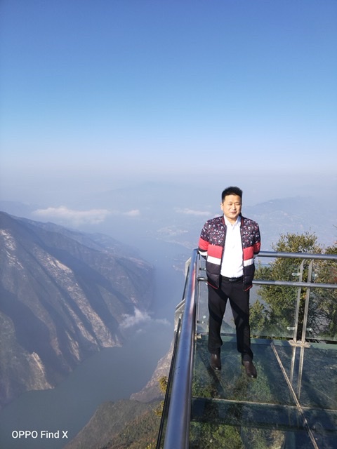 老年康养旅游推荐官高乾坤:用爱心与责任,编织老年旅游多彩画卷 老年康养旅游推荐官高乾坤:用爱心与责任,编织老年旅游多彩画卷
