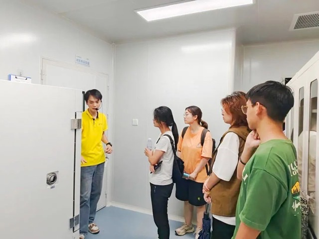 “蜂”聚厦门:世界蜜蜂日开启蜜蜂文化传播“新航程” “蜂”聚厦门:世界蜜蜂日开启蜜蜂文化传播“新航程”