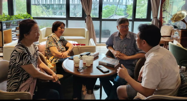 快讯:台湾学者何永庆先生南京“寻根”续写自然医学新篇章 快讯:台湾学者何永庆先生南京“寻根”续写自然医学新篇章