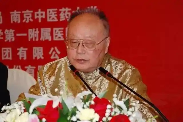 《跟我学中医》之4:从“风火轮”“火烧赤壁”学国医大师 《跟我学中医》之4:从“风火轮”“火烧赤壁”学国医大师
