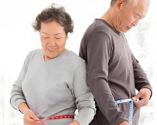 医生揭秘:老年朋友身上有点“肉”,竟是抗病的关键 医生揭秘:老年朋友身上有点“肉”,竟是抗病的关键