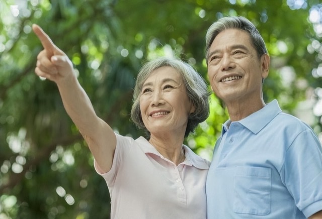 医生揭秘:老年朋友身上有点“肉”,竟是抗病的关键 医生揭秘:老年朋友身上有点“肉”,竟是抗病的关键