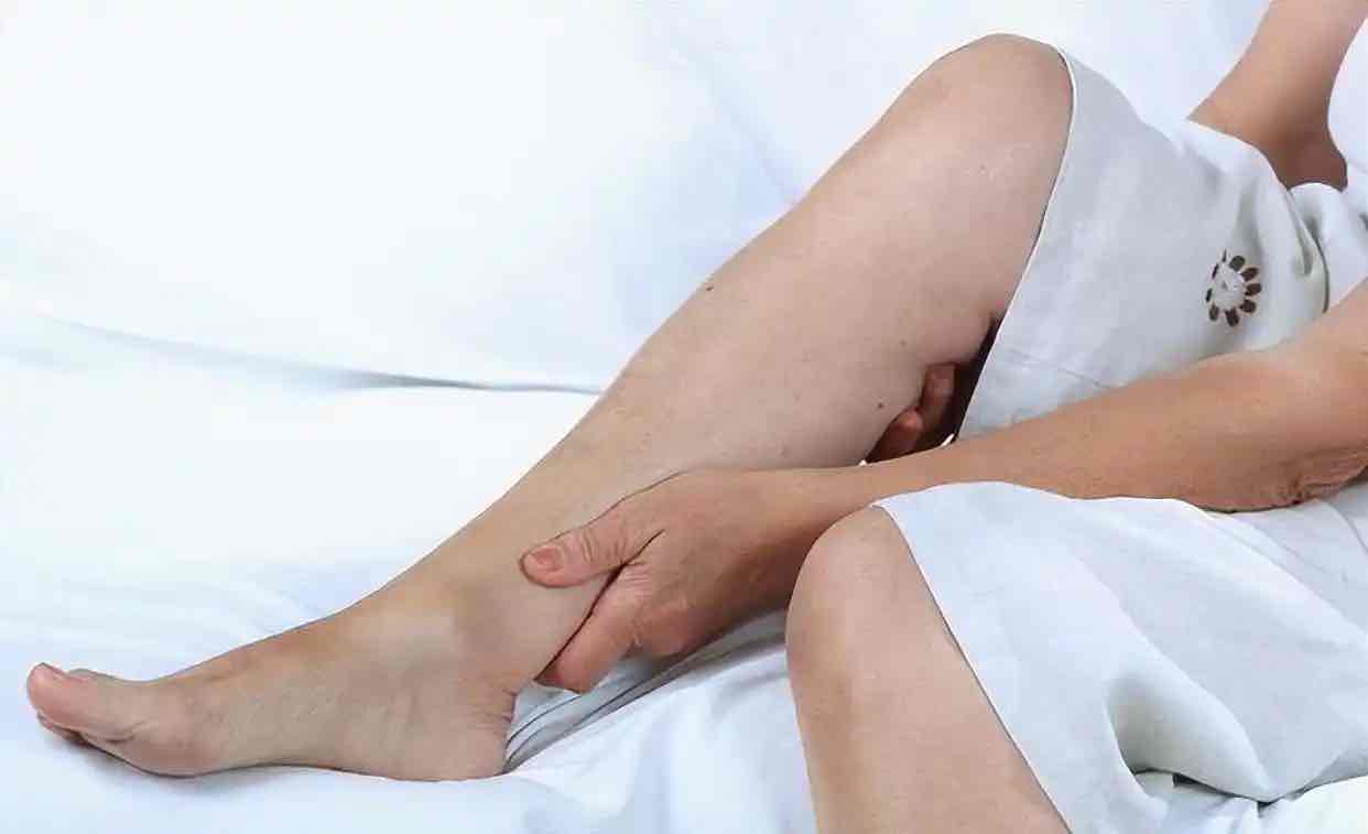 老年人睡觉时经常猛抖一下,是身体在报警! 老年人睡觉时经常猛抖一下,是身体在报警!