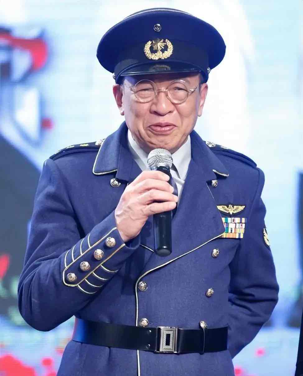 别让“小毛病”拖成大遗憾!从“欢喜哥”许绍雄离世谈老年人防癌养生 别让“小毛病”拖成大遗憾!从“欢喜哥”许绍雄离世谈老年人防癌养生