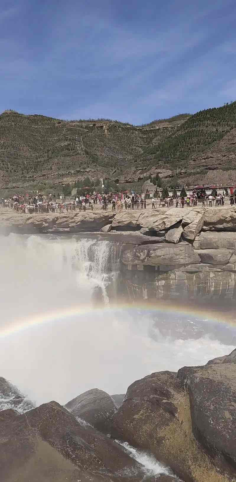 壶口听涛:为银发之旅铺就安全与震撼的旅程 壶口听涛:为银发之旅铺就安全与震撼的旅程