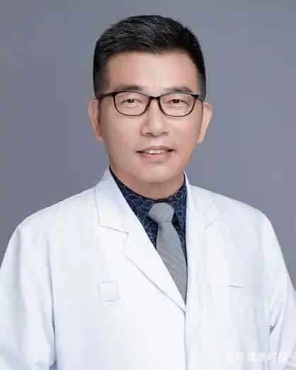 南京自然医学会会长周春祥万米高空救急 联手机组谱写生命守护佳话 南京自然医学会会长周春祥万米高空救急 联手机组谱写生命守护佳话