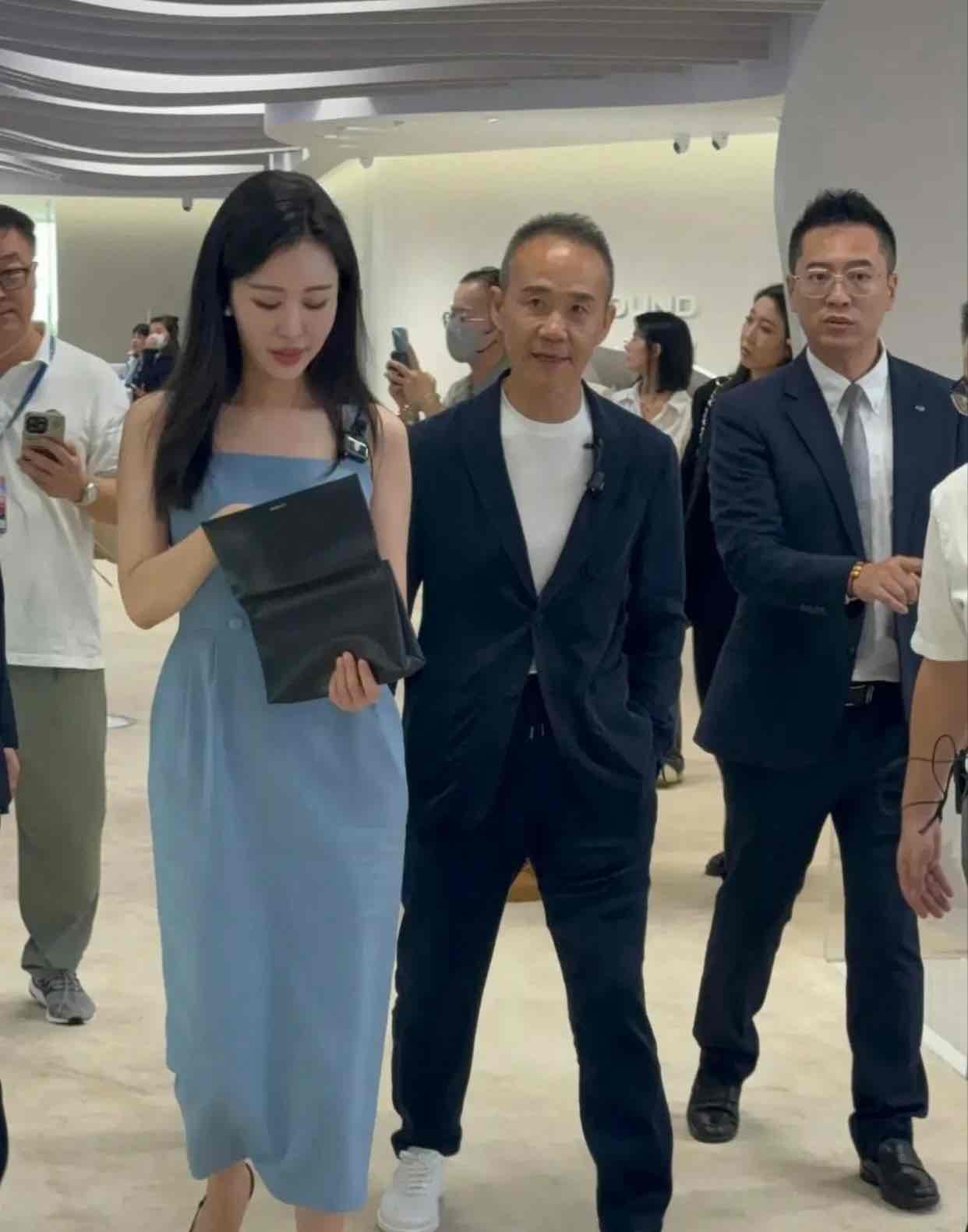 ����ʯ�¼�����������������֮�⣬��Ҫ�غ��Ҹ�����