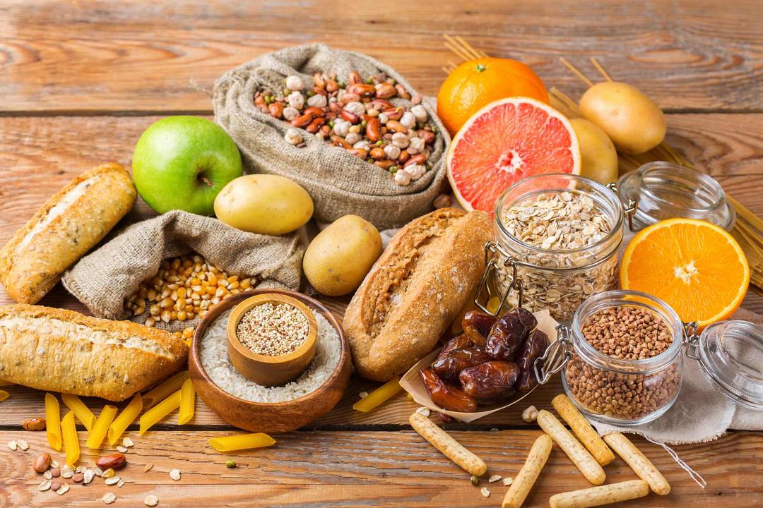 从饱腹到养命,中老年功能性主食的消费革命与产业机遇 从饱腹到养命,中老年功能性主食的消费革命与产业机遇