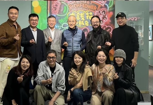 ��ʯ75�꣺жȥ��ױ������Լ���ģ��