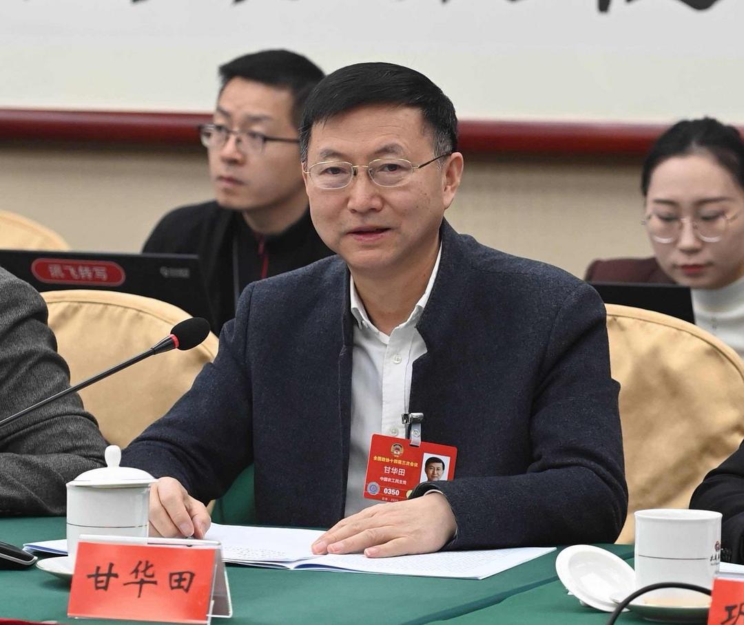 ������Ю�������գ�ίԱ�����ϴ�α��ҽ������